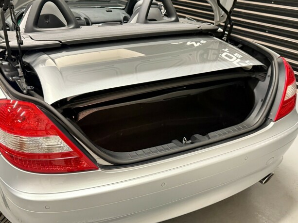 mercedes-benz-slk-bensin-2006-big-27