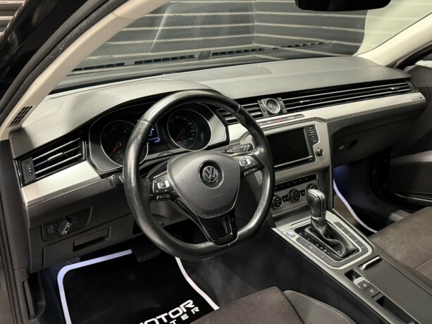 volkswagen-passat-diesel-2016-big-10