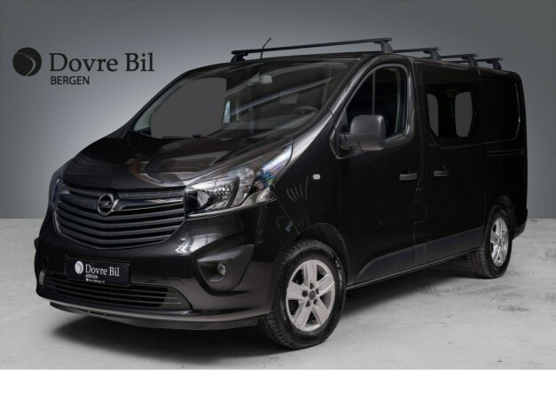 opel-vivaro-diesel-2019-big-0