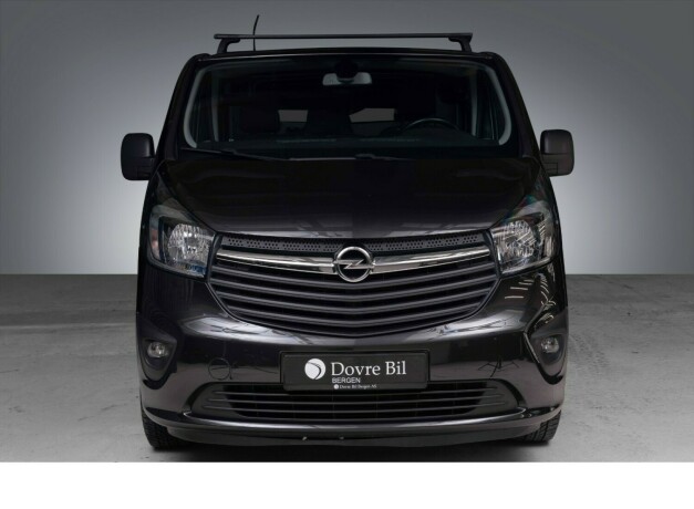 opel-vivaro-diesel-2019-big-3