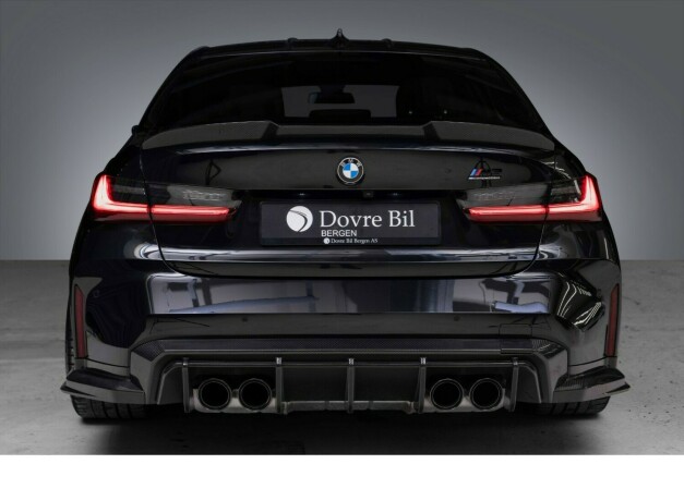 bmw-m3-bensin-2022-big-14