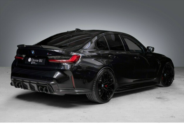 bmw-m3-bensin-2022-big-8