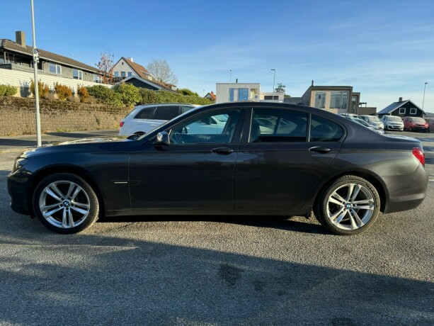 bmw-7-serie-diesel-2010-big-6