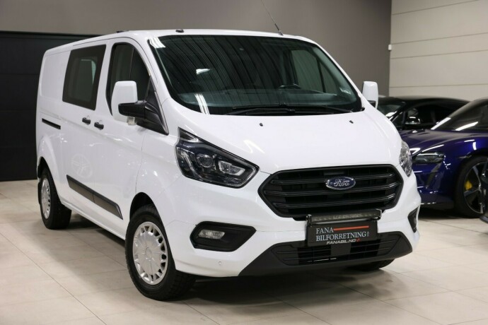 ford-transit-custom-diesel-2019-big-3