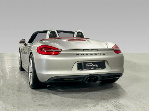 porsche-boxster-bensin-2013-big-26