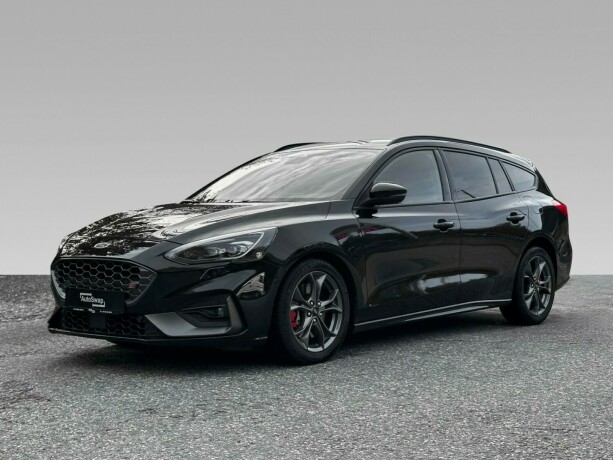 ford-focus-bensin-2020-big-1