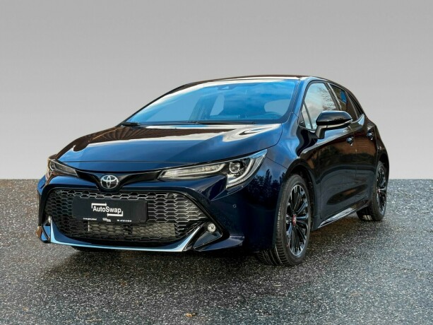 toyota-corolla-elektrisitetbensin-2023-big-4