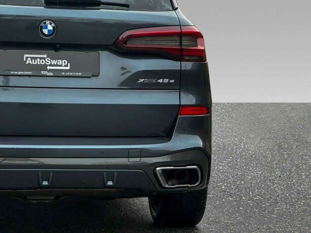 bmw-x5-elektrisitetbensin-2021-big-12