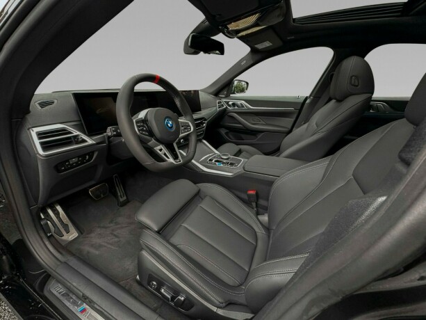 bmw-i4-m50-elektrisitet-2025-big-15