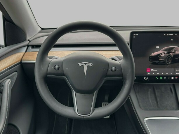 tesla-model-y-elektrisitet-2022-big-37