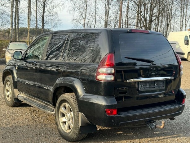 toyota-land-cruiser-diesel-2004-big-3