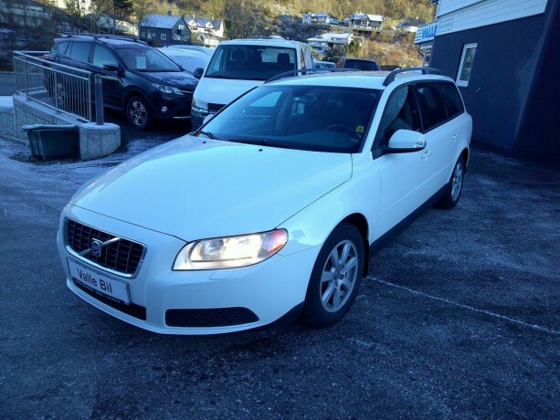 volvo-v70-diesel-2008-big-2