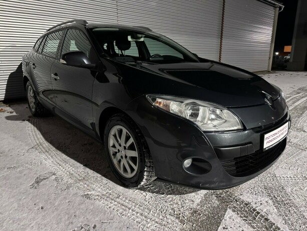 renault-megane-diesel-2012-big-1