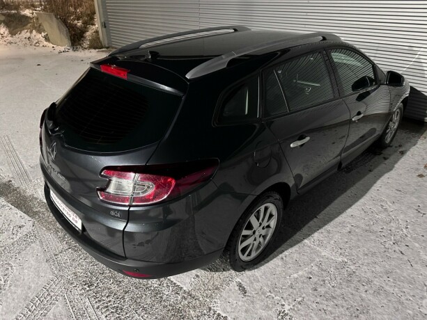 renault-megane-diesel-2012-big-7