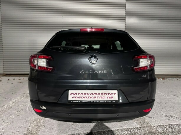 renault-megane-diesel-2012-big-10