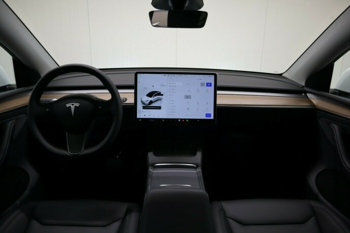 tesla-model-y-elektrisitet-2024-big-27