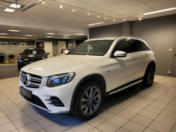 mercedes-benz-glc-elektrisitetbensin-2017-big-9