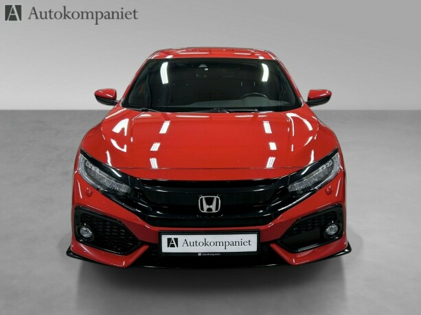 honda-civic-bensin-2017-big-1