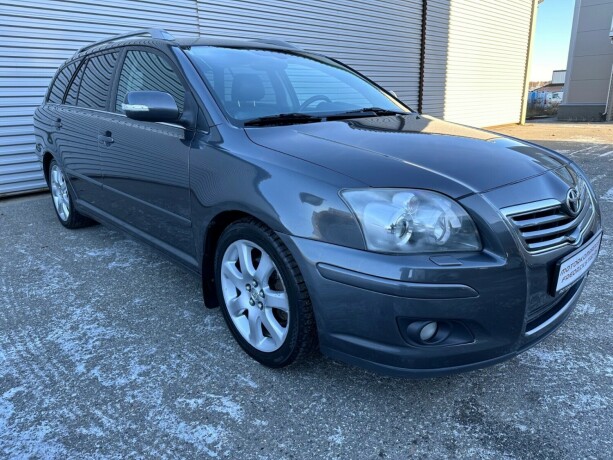 toyota-avensis-diesel-2007-big-1