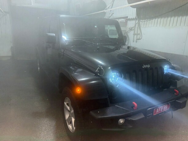 jeep-wrangler-diesel-2013-big-32