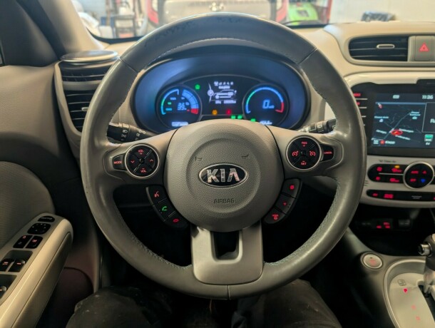 kia-soul-elektrisitet-2016-big-2