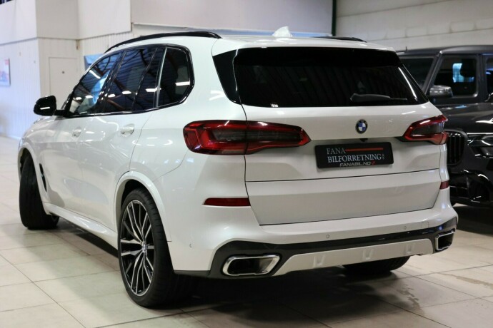 bmw-x5-diesel-2019-big-1