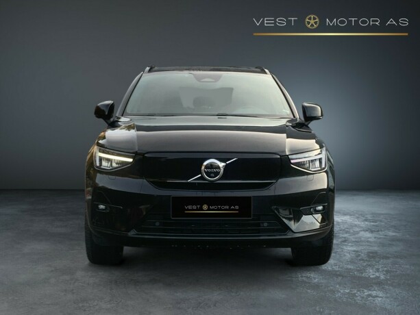 volvo-xc-40-elektrisitet-2023-big-1