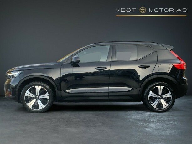 volvo-xc-40-elektrisitet-2023-big-3