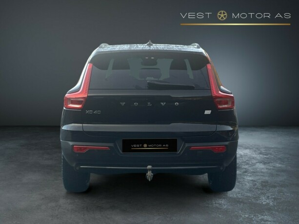 volvo-xc-40-elektrisitet-2023-big-5