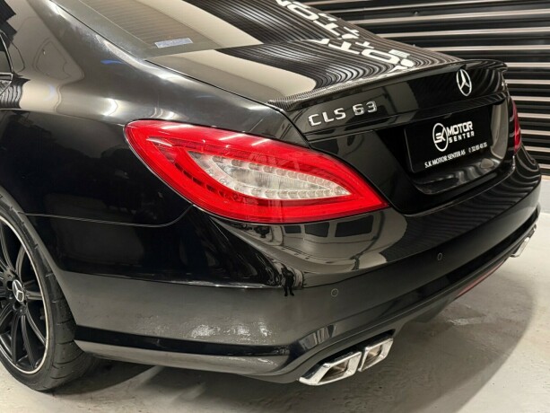 mercedes-benz-cls-bensin-2011-big-5