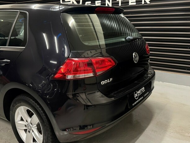 volkswagen-golf-bensin-2014-big-5