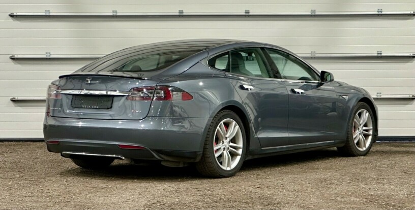 tesla-model-s-elektrisitet-2014-big-2