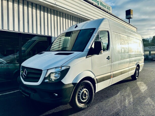 mercedes-benz-sprinter-diesel-2018-big-1