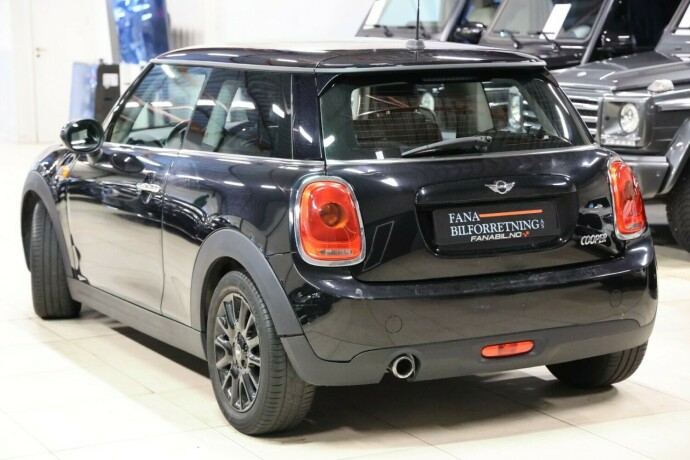 mini-cooper-bensin-2018-big-1