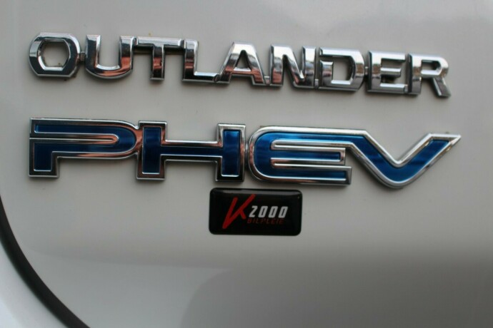 mitsubishi-outlander-elektrisitetbensin-2020-big-9