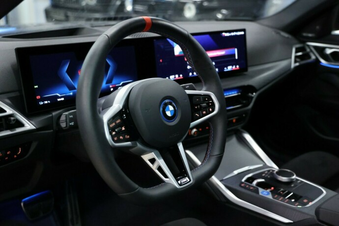 bmw-i4-m50-elektrisitet-2025-big-6