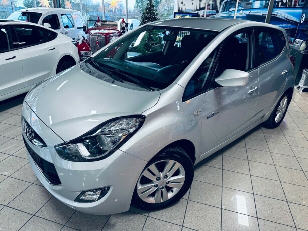 hyundai-ix20-bensin-2011-big-2