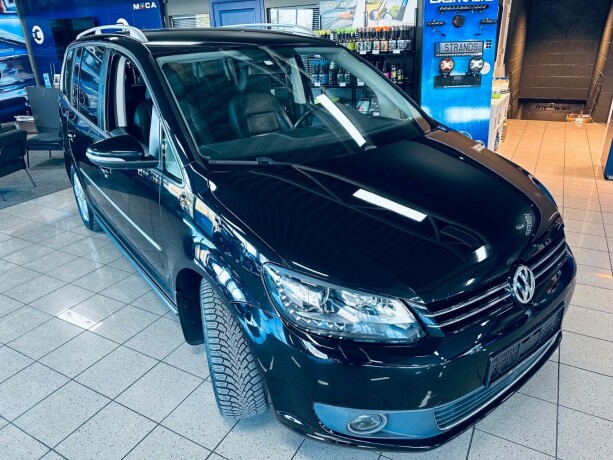 volkswagen-touran-diesel-2012-big-8