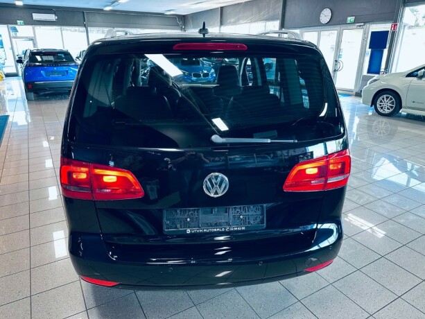 volkswagen-touran-diesel-2012-big-5