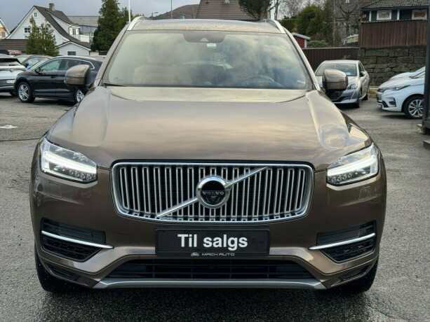 volvo-xc-90-elektrisitetbensin-2017-big-1