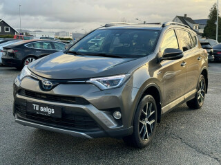 Toyota | RAV4 | Elektrisitet+bensin | 2018