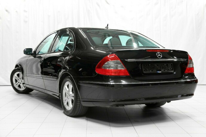 mercedes-benz-e-klasse-diesel-2007-big-4