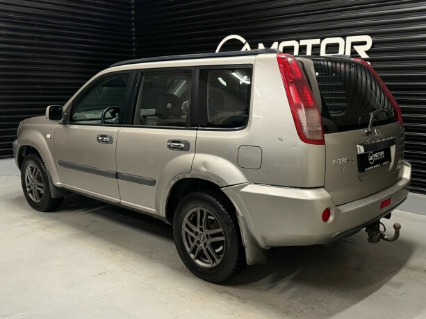 nissan-x-trail-diesel-2005-big-1