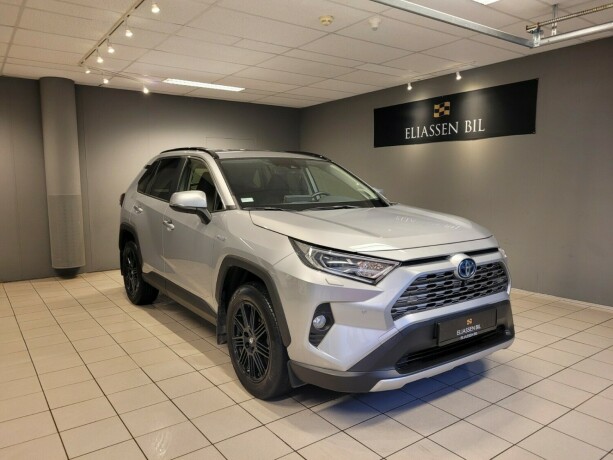 toyota-rav4-elektrisitetbensin-2019-big-11