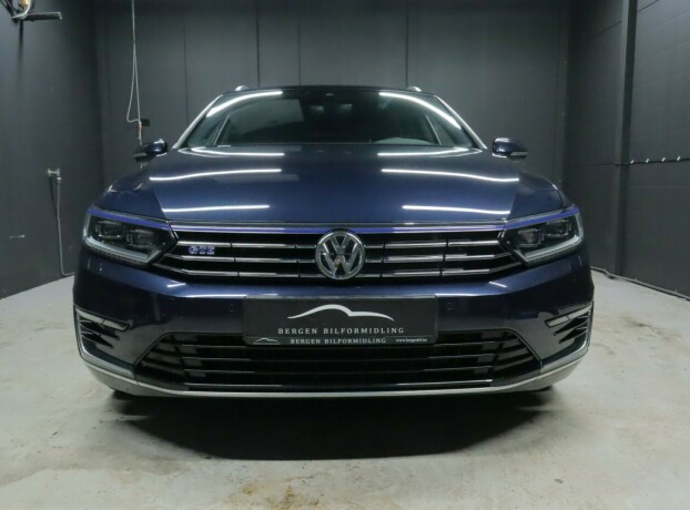 volkswagen-passat-elektrisitetbensin-2017-big-1