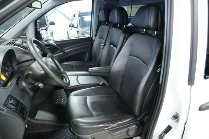 mercedes-benz-vito-diesel-2013-big-4