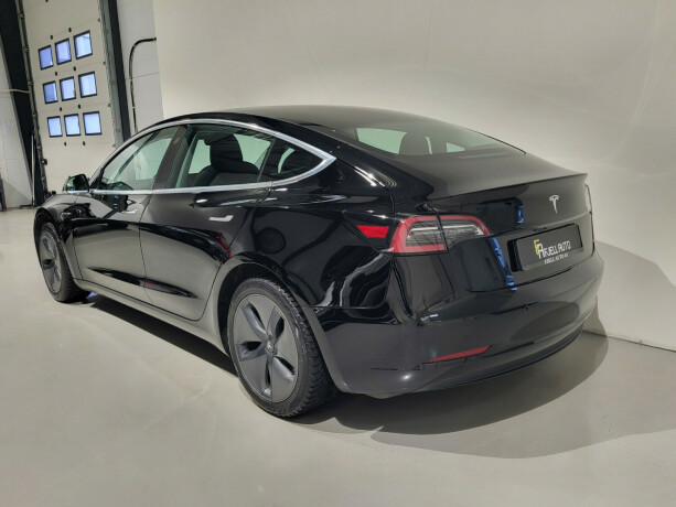 tesla-model-3-elektrisitet-2019-big-6