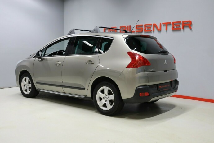 peugeot-3008-diesel-2010-big-3