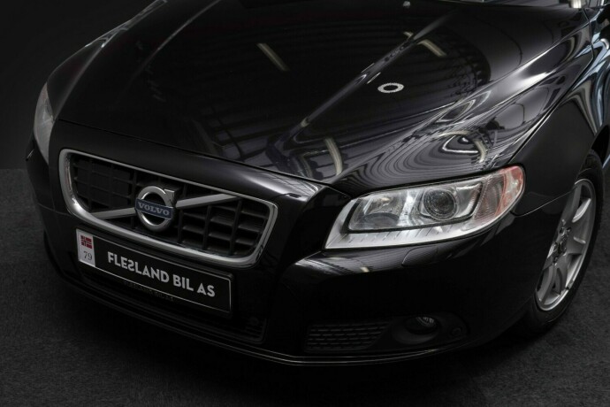 volvo-v70-diesel-2013-big-3