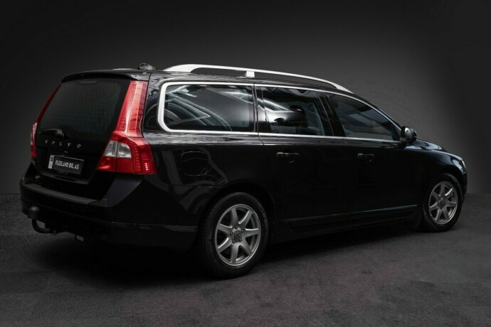 volvo-v70-diesel-2013-big-10